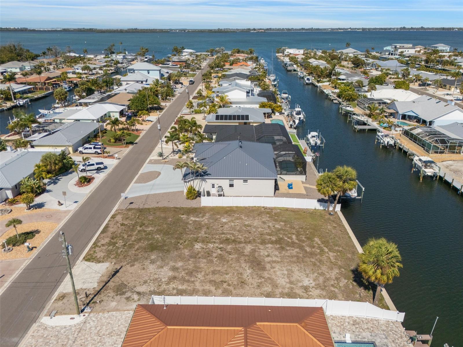 4007 COCONUT TER — photo 21