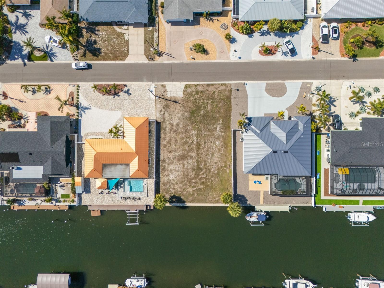 4007 COCONUT TER — photo 13