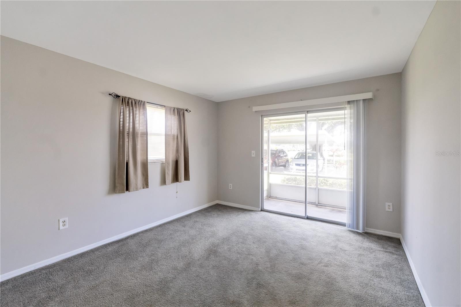 201 KINGS BLVD #5 — photo 11