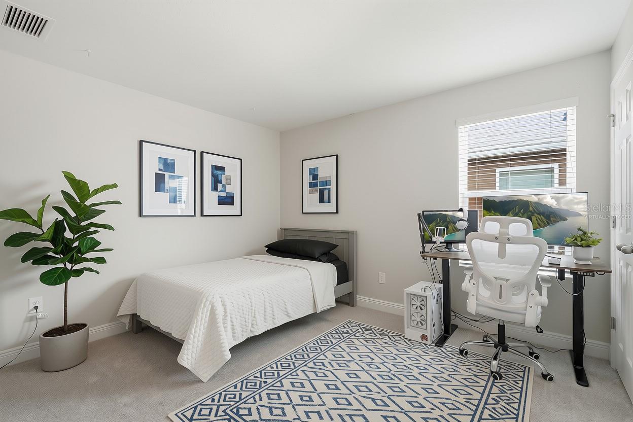 10229 NEWMINSTER LOOP — photo 36
