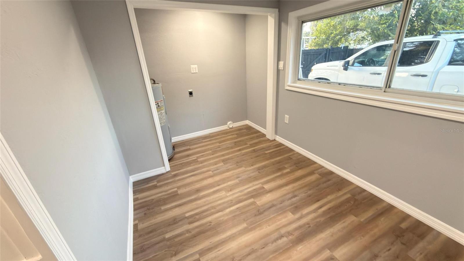 14740 JOHNS RD — photo 35