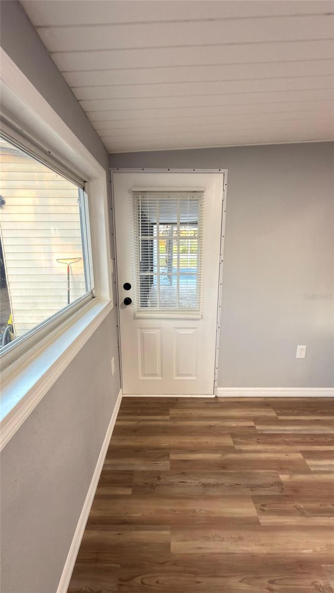 14740 JOHNS RD — photo 36