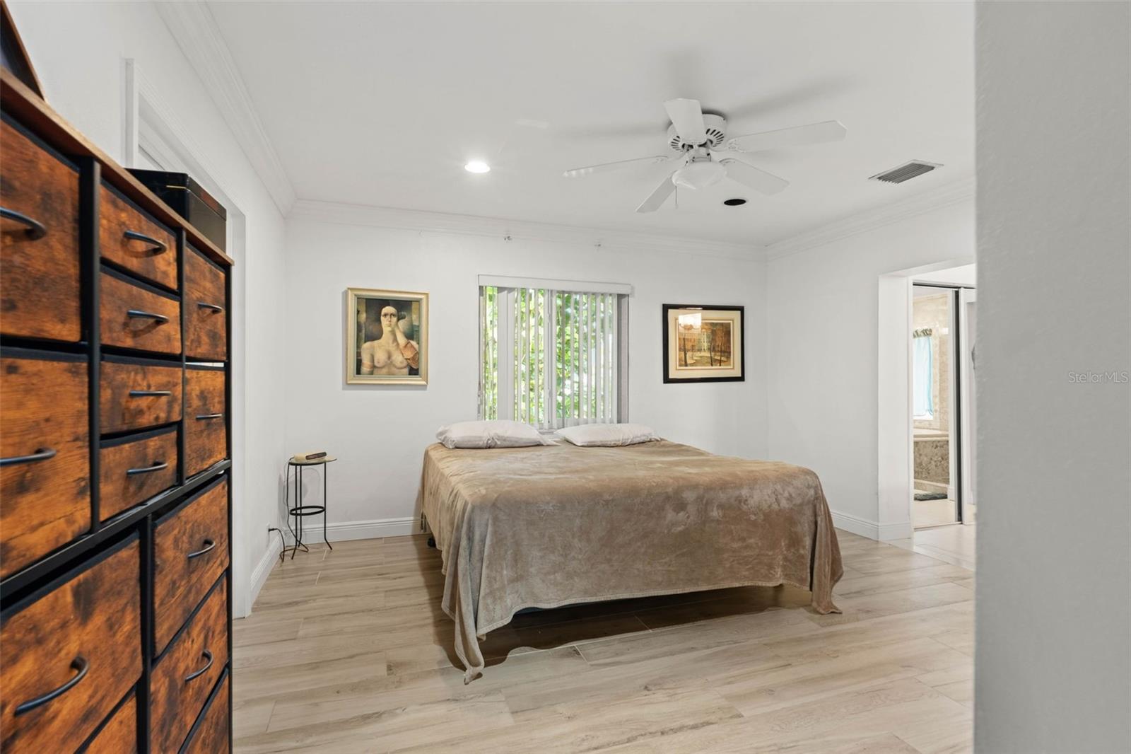 105 ADALIA AVE — photo 17