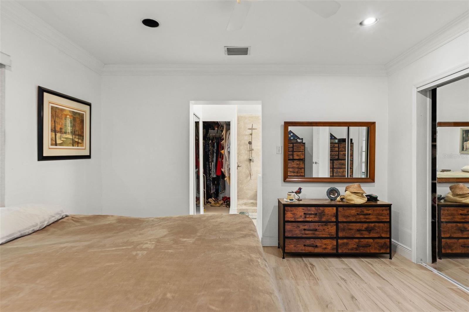 105 ADALIA AVE — photo 18