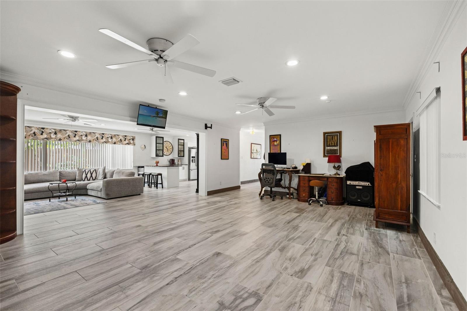 105 ADALIA AVE — photo 15