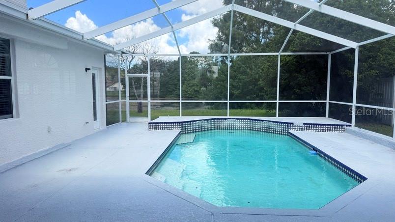 8708 MAPLE LAKE PL — photo 13
