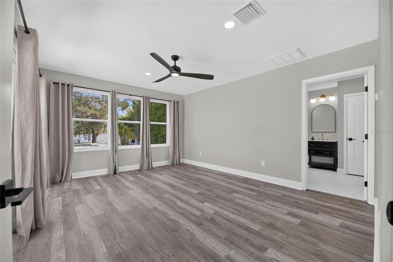 6712 MYRNA DR — photo 30
