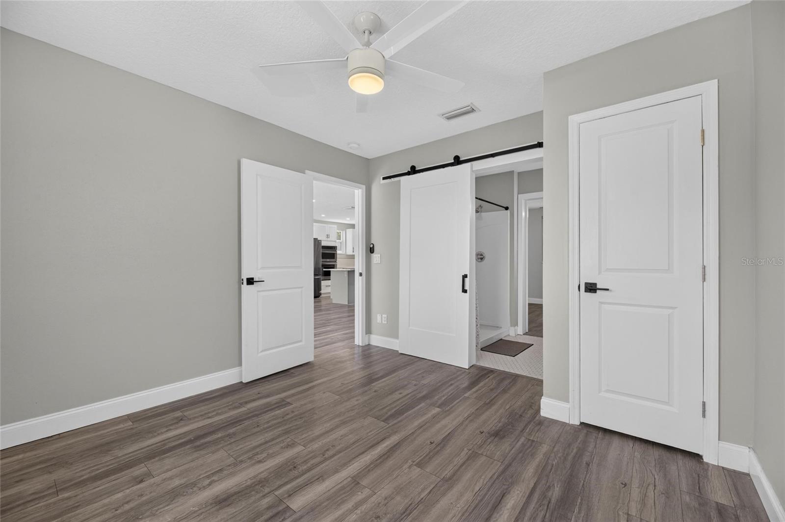6712 MYRNA DR — photo 45