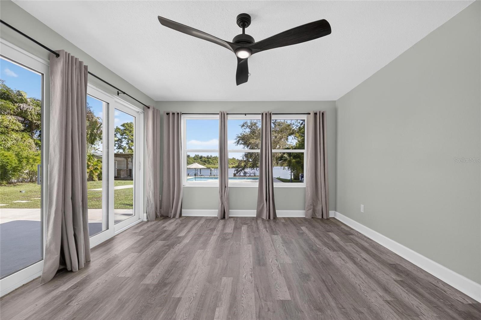 6712 MYRNA DR — photo 29