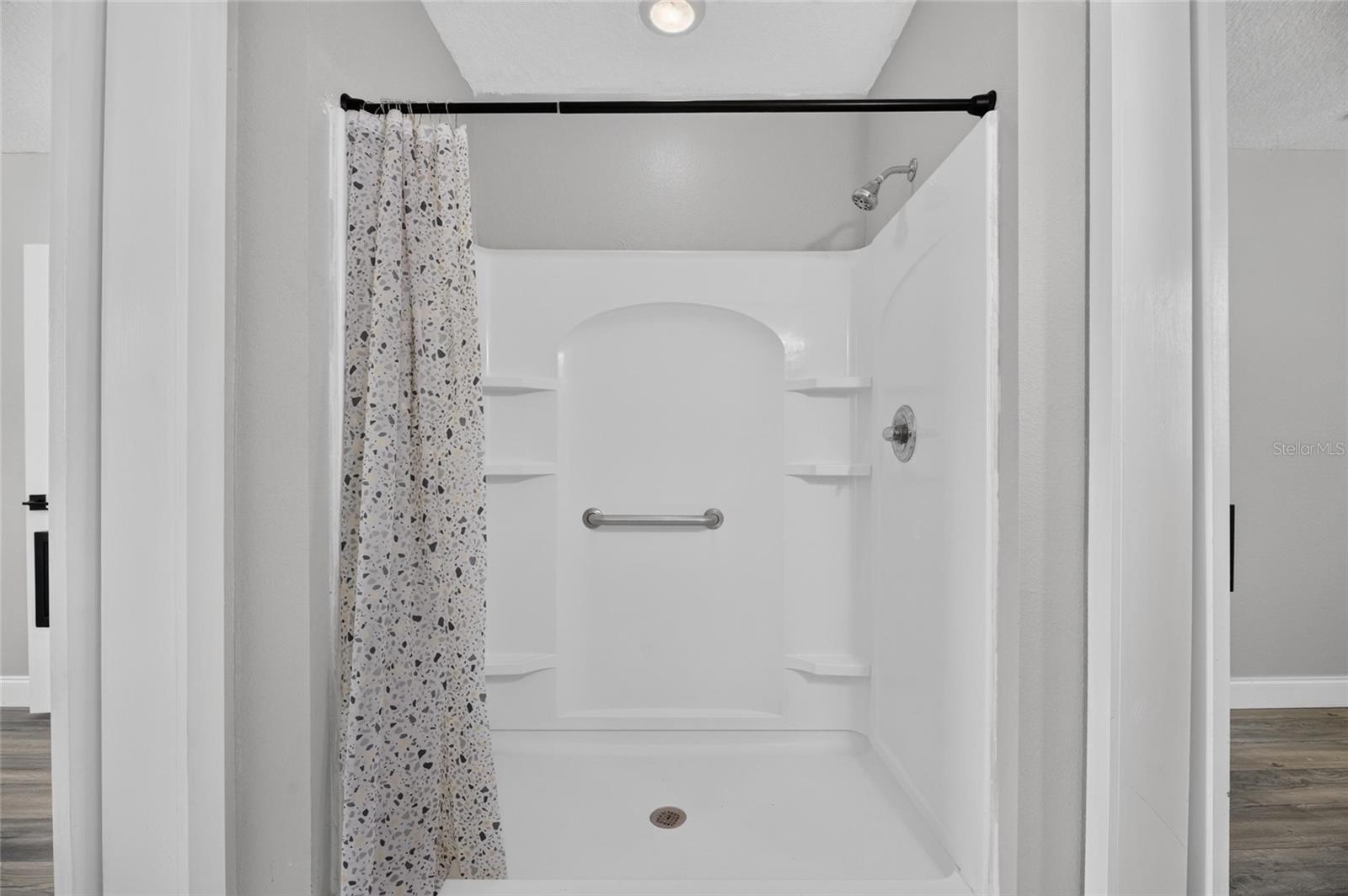 6712 MYRNA DR — photo 47