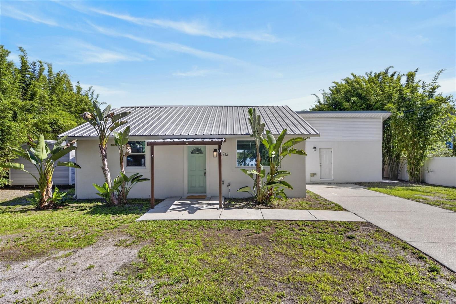 6712 MYRNA DR — photo 10