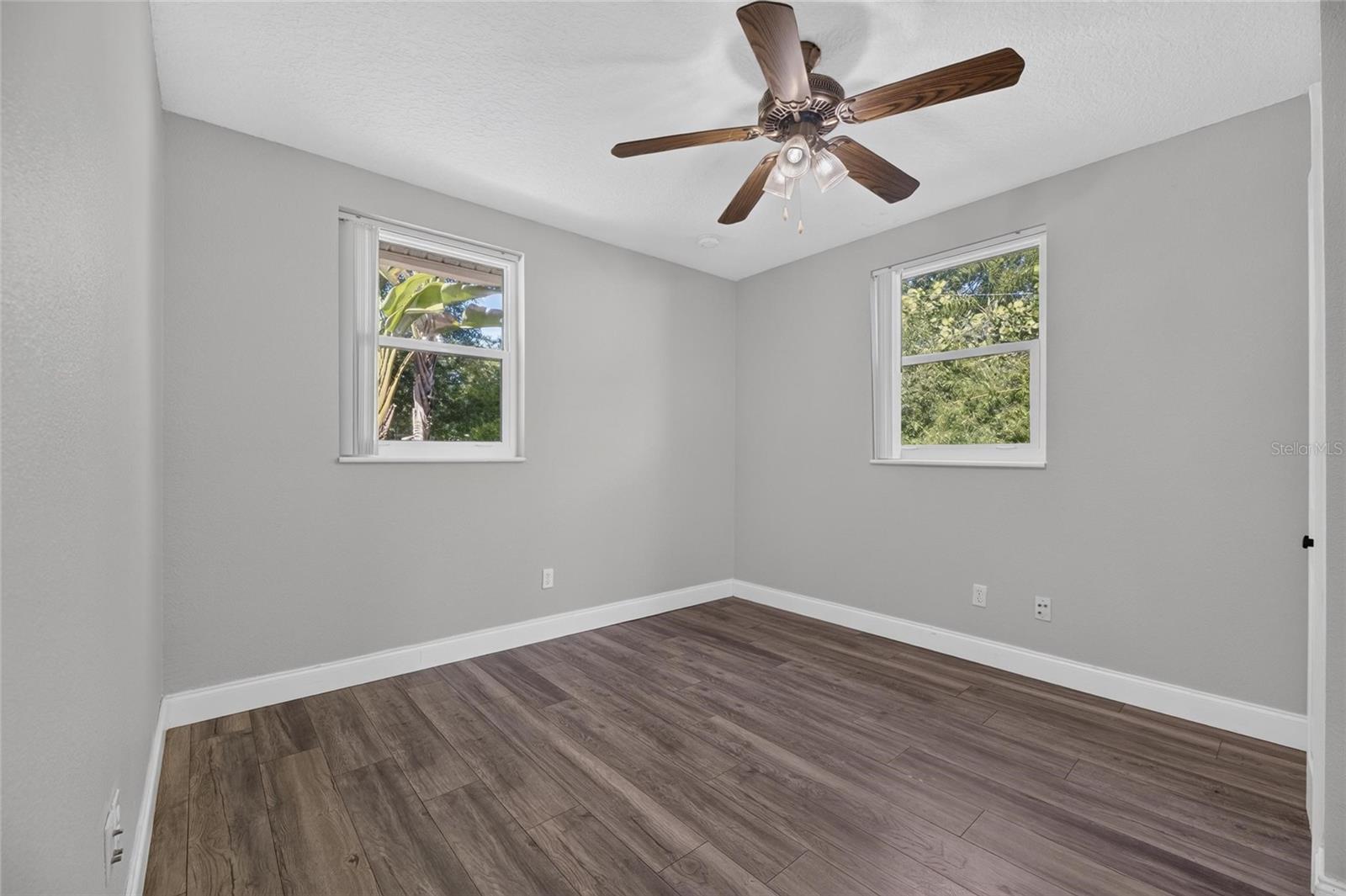 6712 MYRNA DR — photo 48