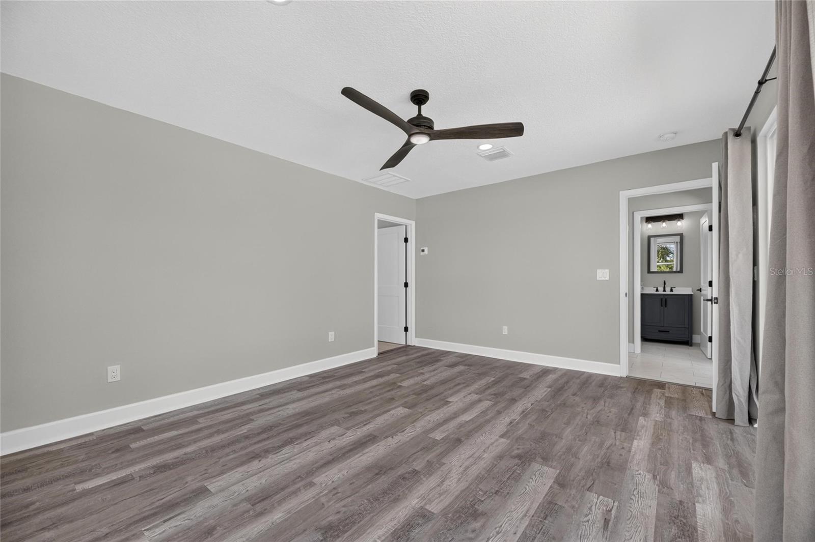 6712 MYRNA DR — photo 31