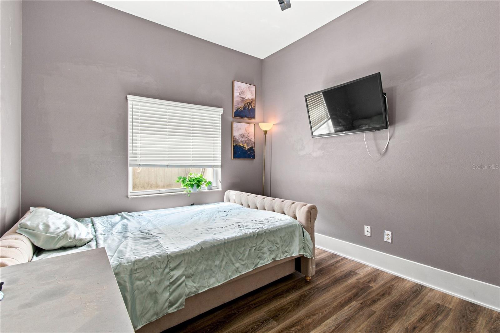 7736 MARBELLA CREEK AVE — photo 48