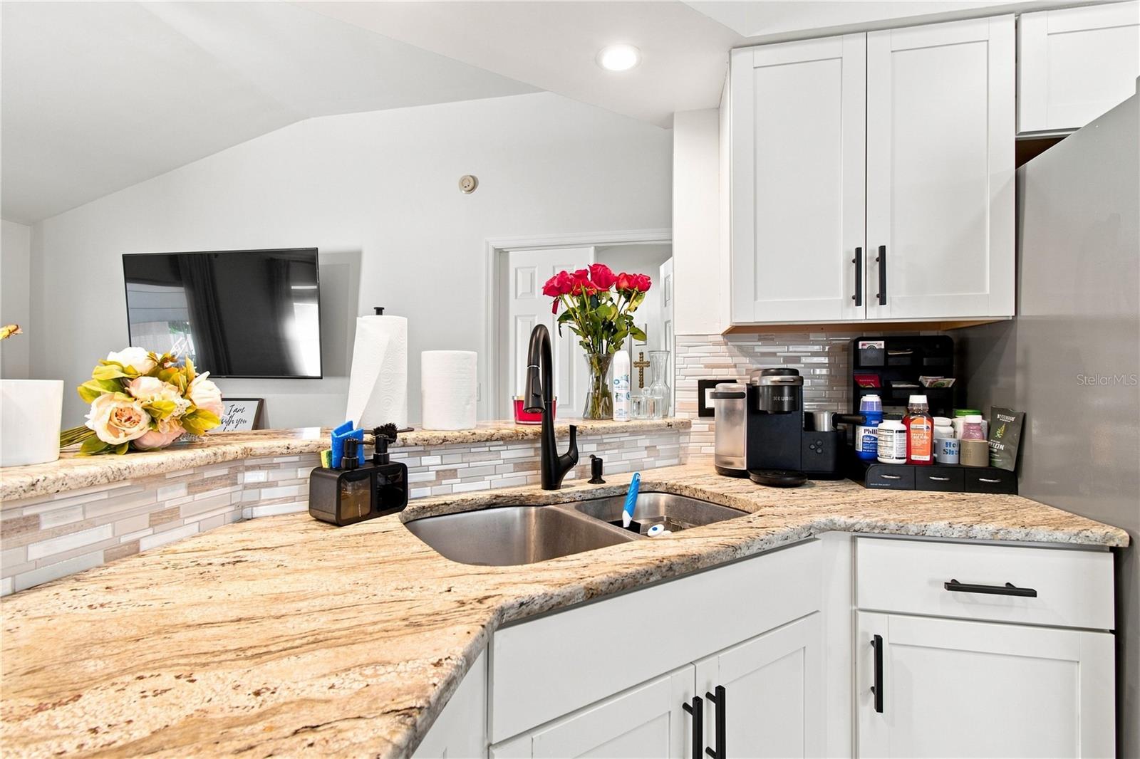 7736 MARBELLA CREEK AVE — photo 13