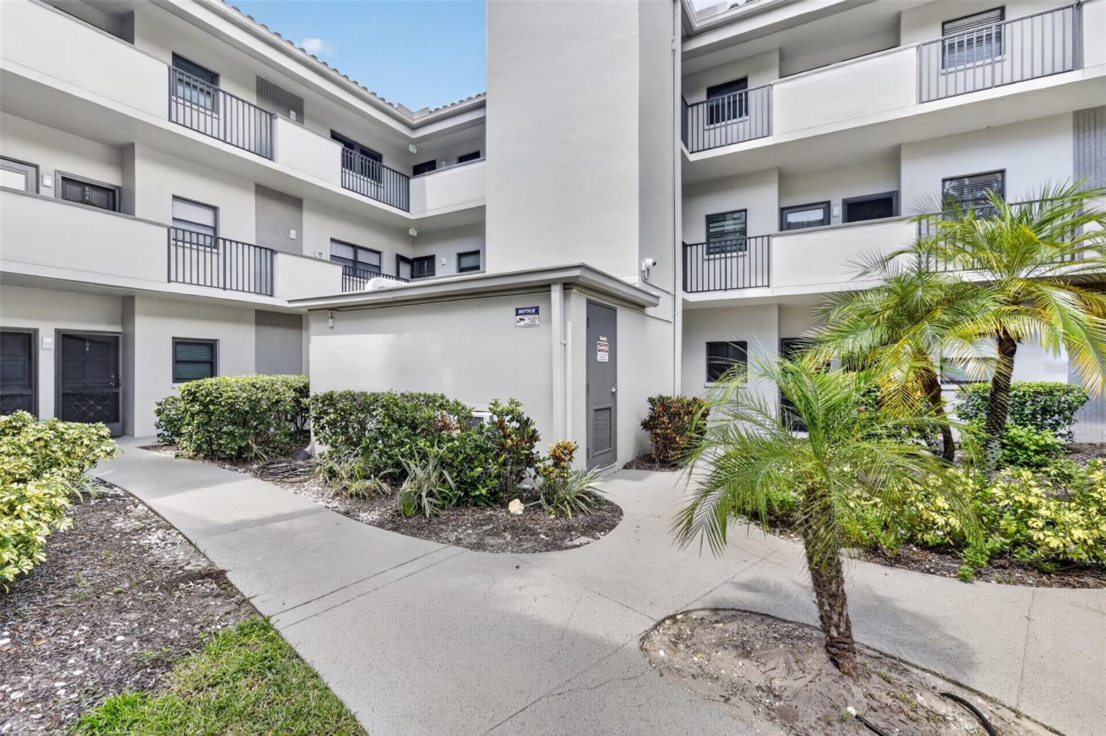 2650 COUNTRYSIDE BLVD #B104 — photo 30