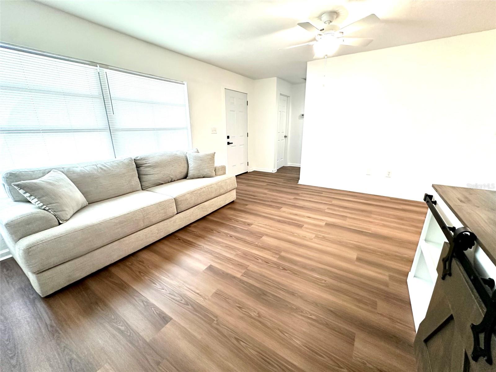 121 GRANADA BLVD — photo 8