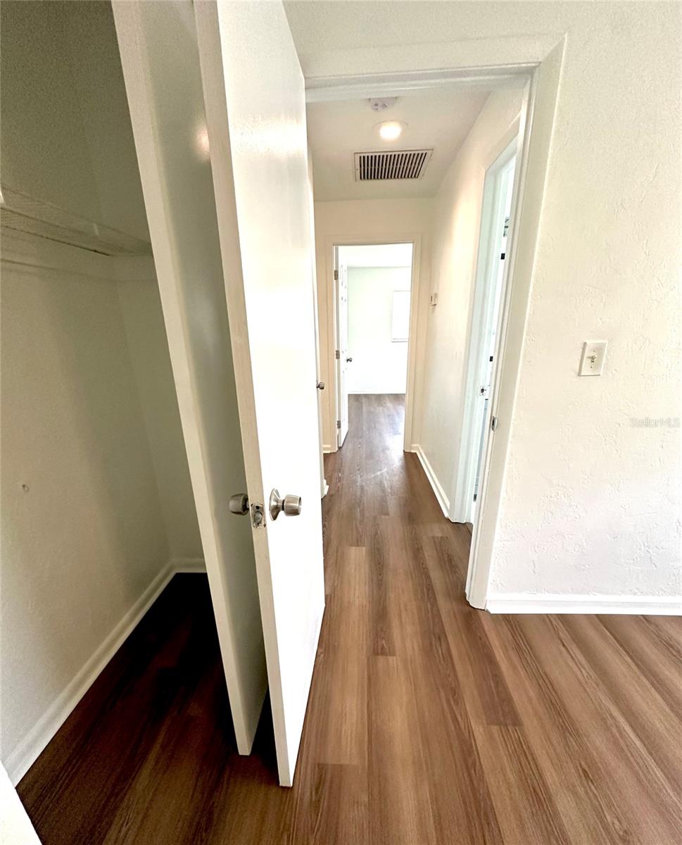 121 GRANADA BLVD — photo 17