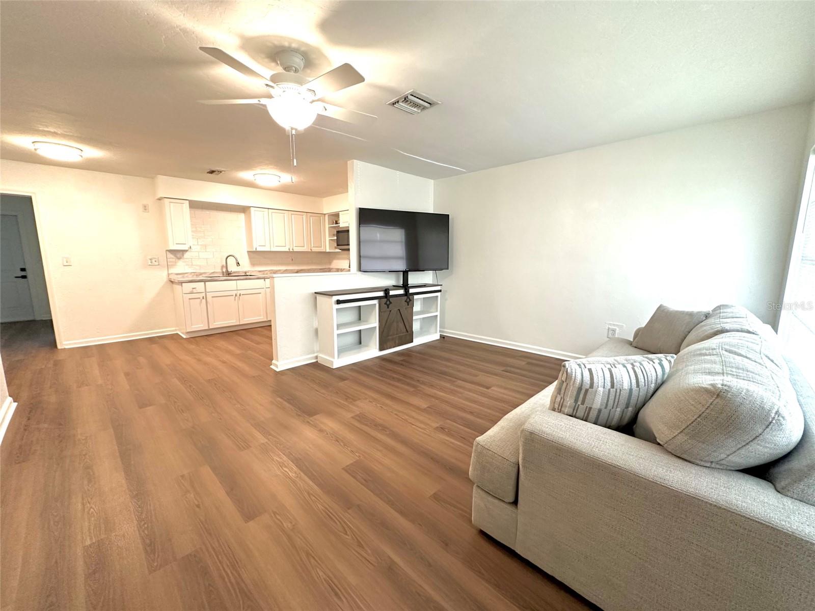 121 GRANADA BLVD — photo 6