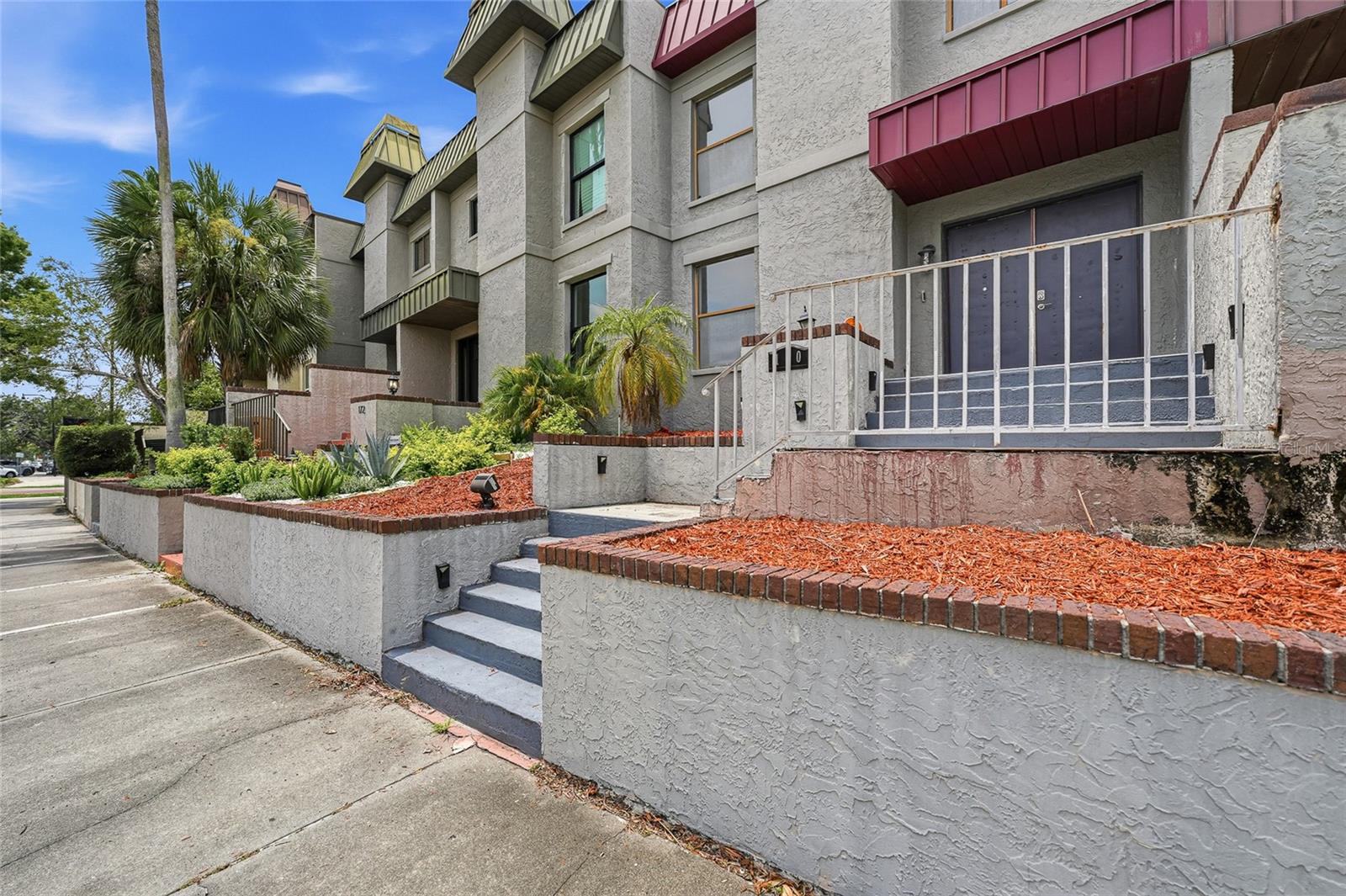 170 E DAVIS BLVD — photo 5