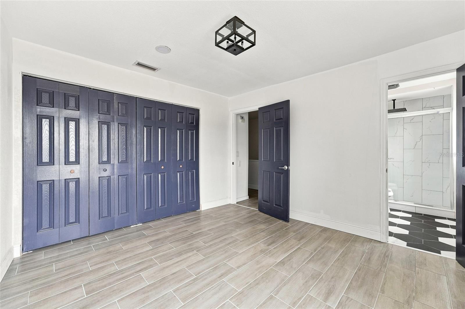 170 E DAVIS BLVD — photo 28
