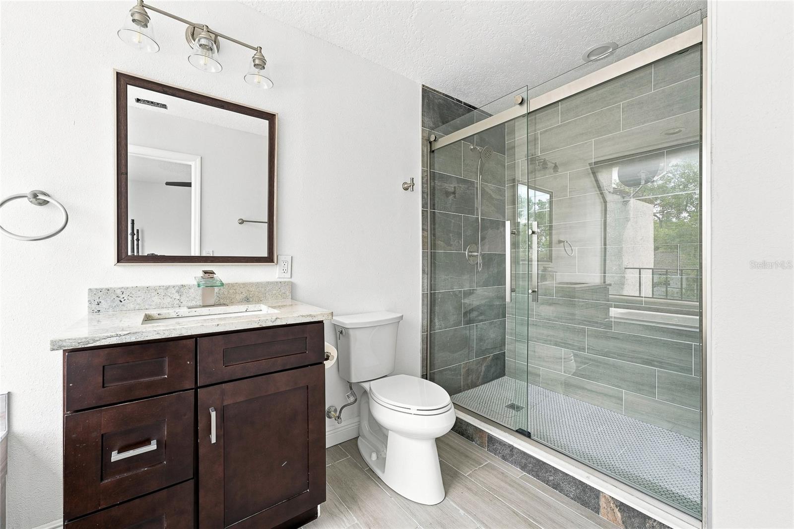 170 E DAVIS BLVD — photo 33
