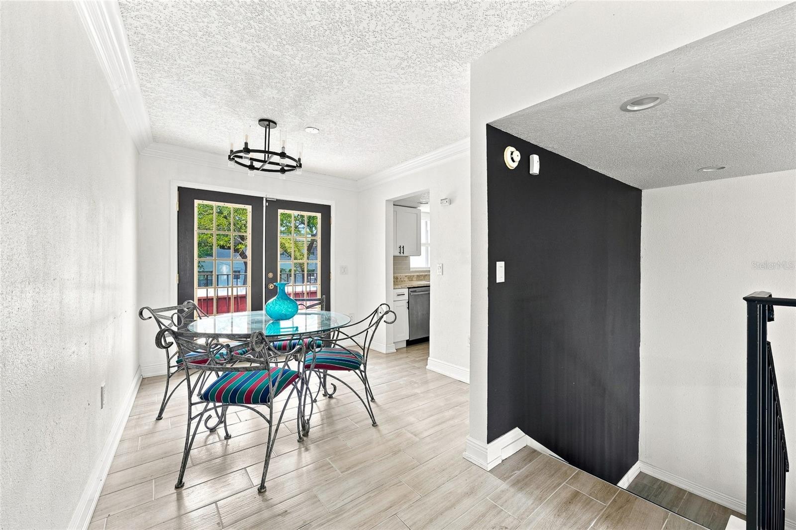 170 E DAVIS BLVD — photo 16
