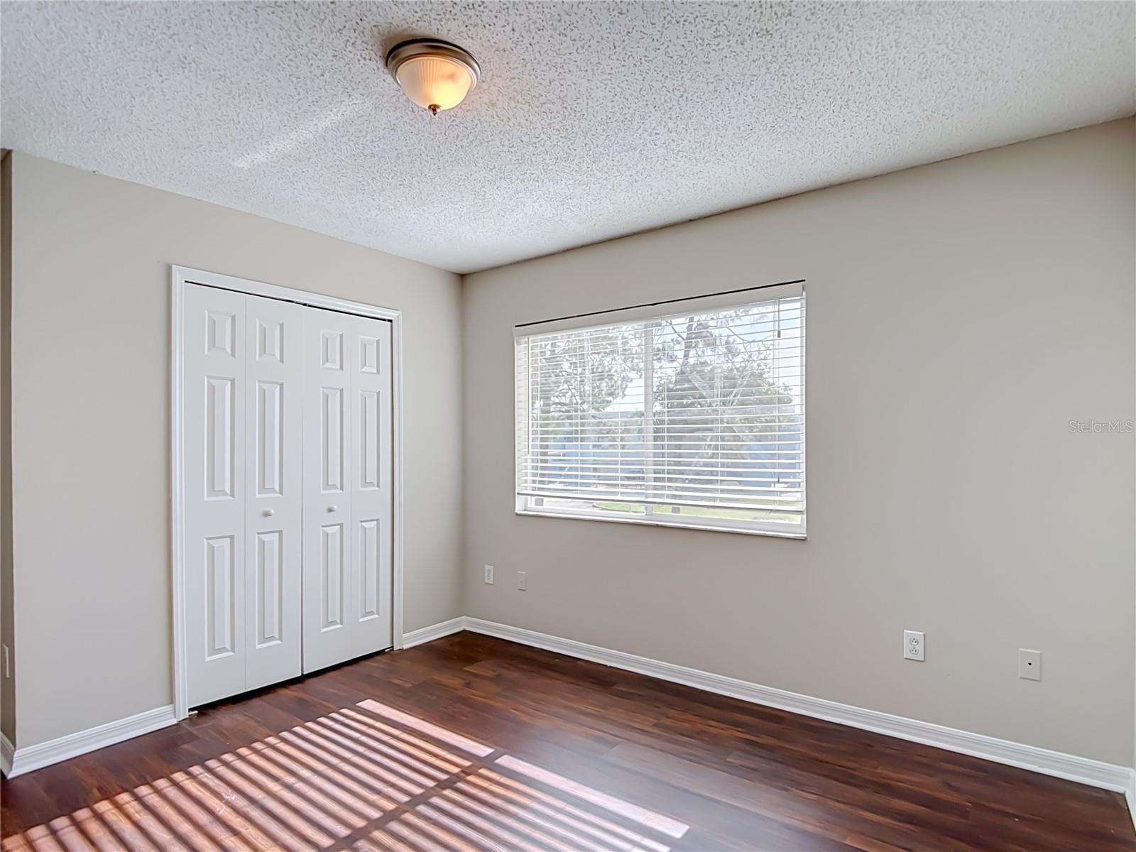 2245 FLUORSHIRE DR — photo 23