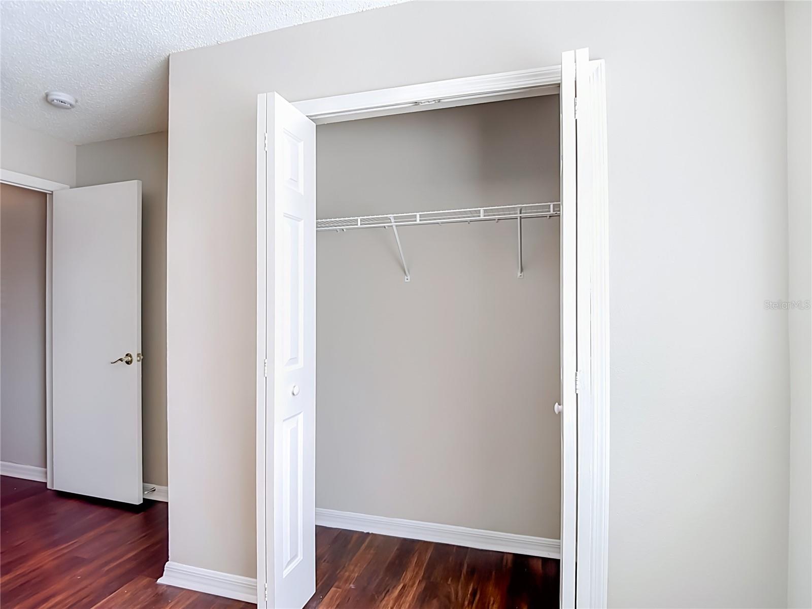 2245 FLUORSHIRE DR — photo 24