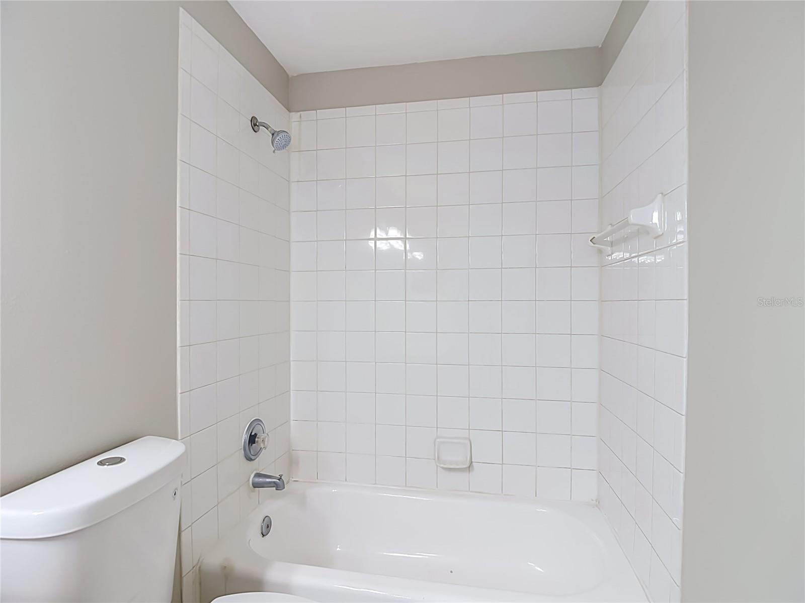 2245 FLUORSHIRE DR — photo 30