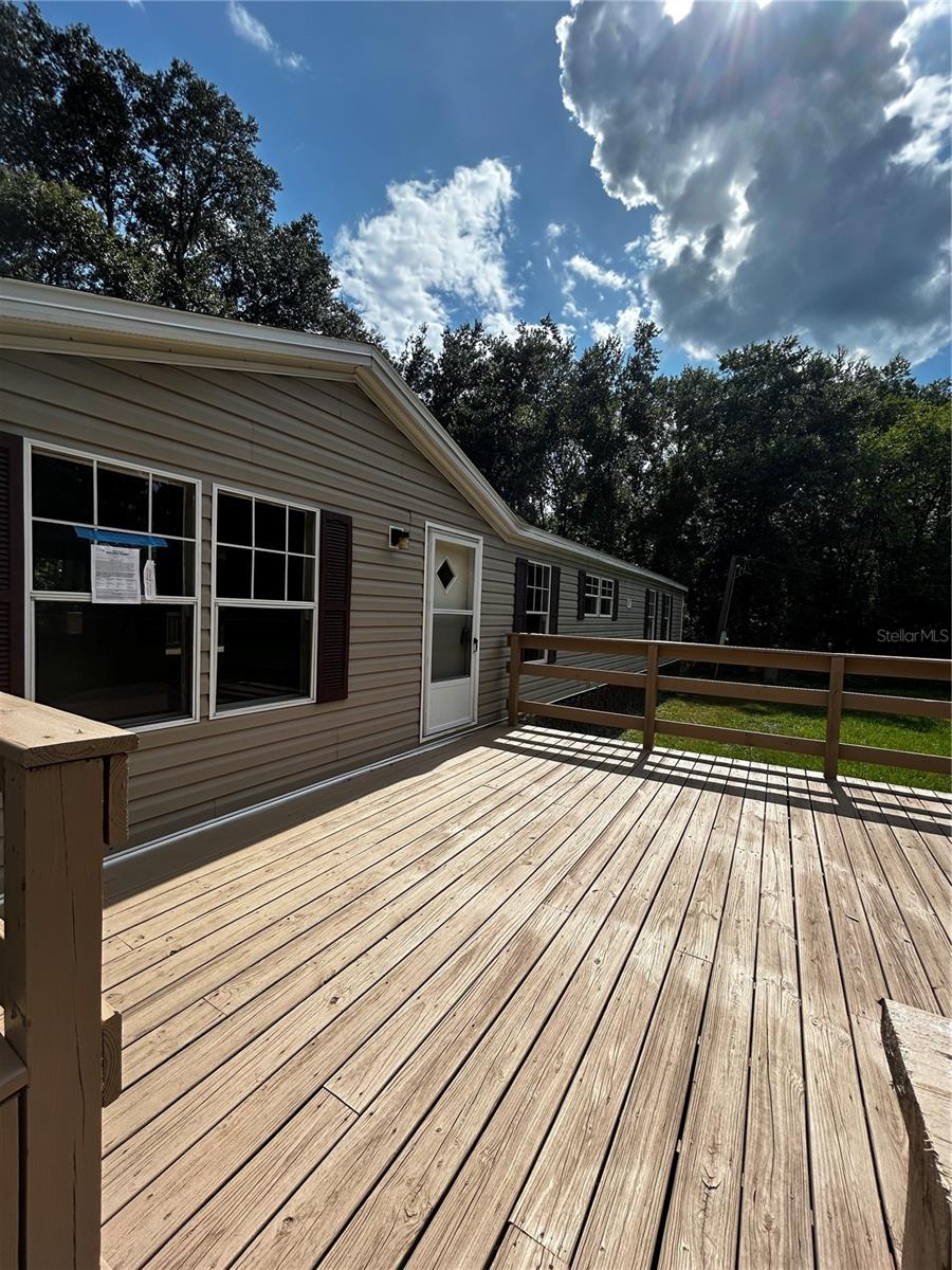 40838 SUTORUS RD — photo 2