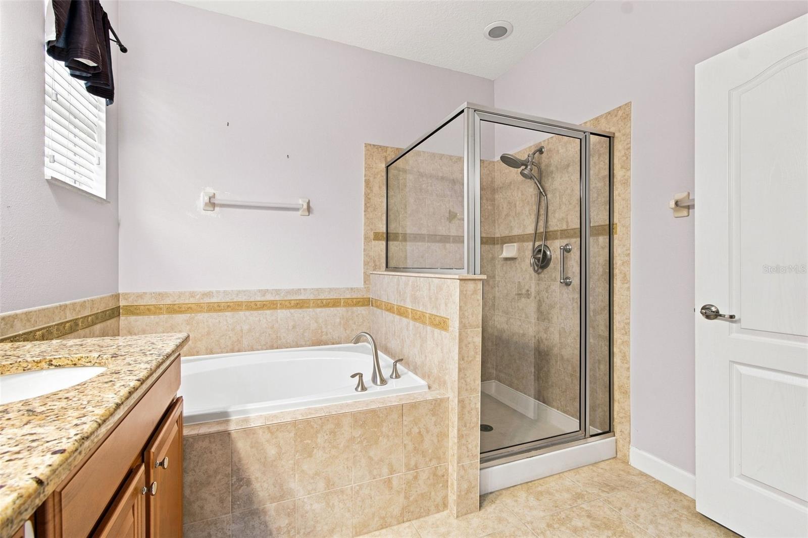 20233 MERRY OAK AVE — photo 19