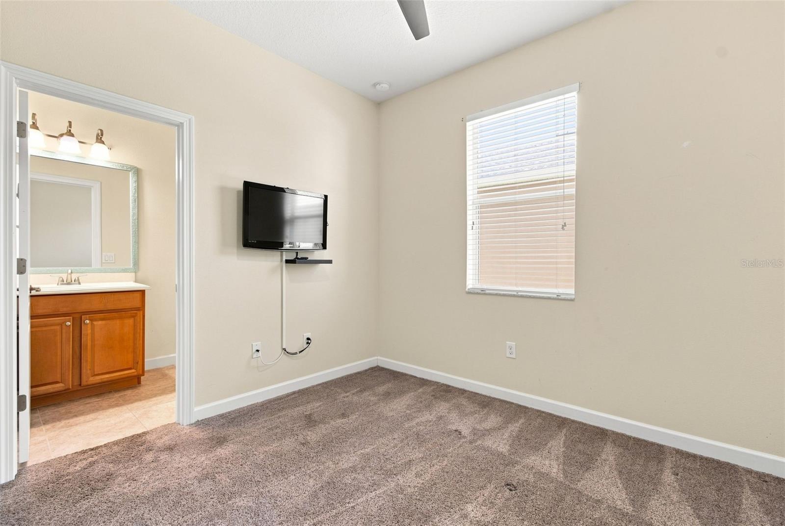 20233 MERRY OAK AVE — photo 23