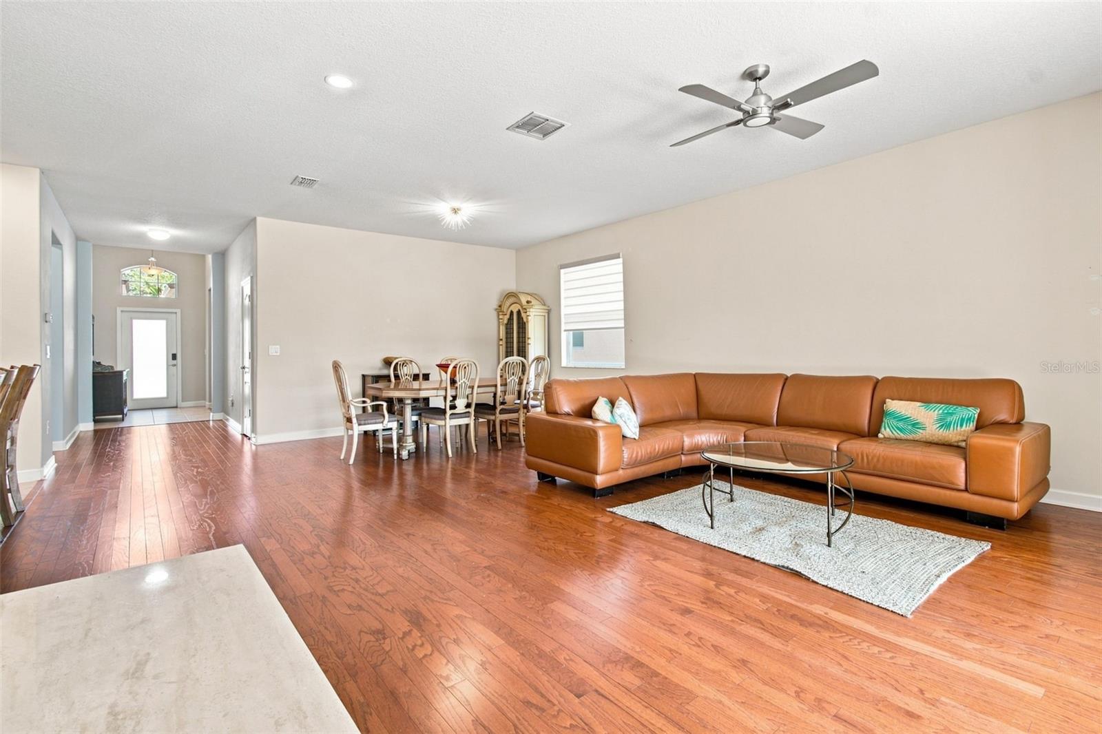 20233 MERRY OAK AVE — photo 11