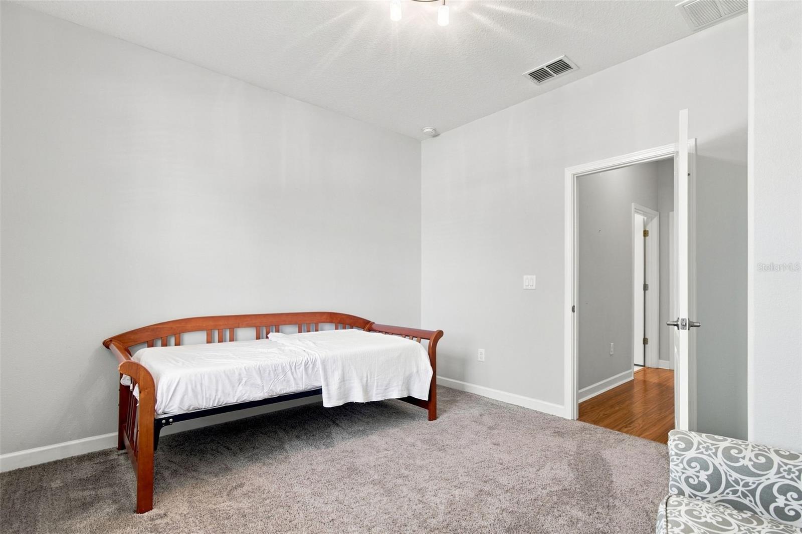 20233 MERRY OAK AVE — photo 26