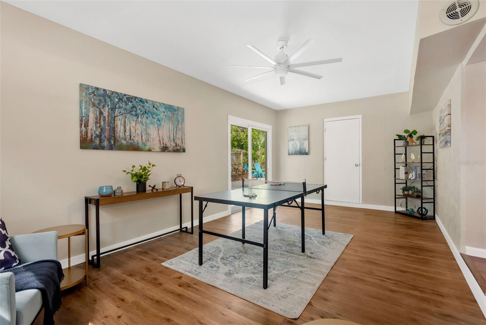 15065 NEWPORT RD — photo 10