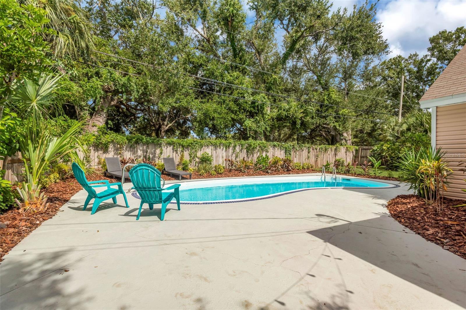 15065 NEWPORT RD — photo 28