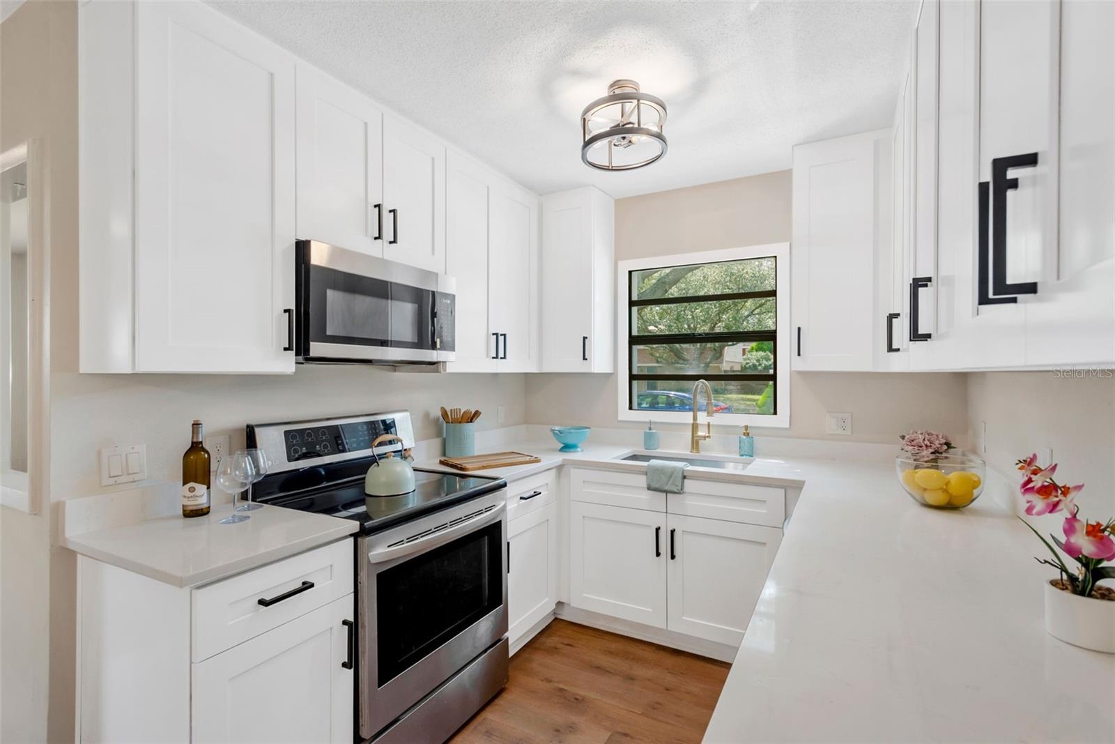 15065 NEWPORT RD — photo 3