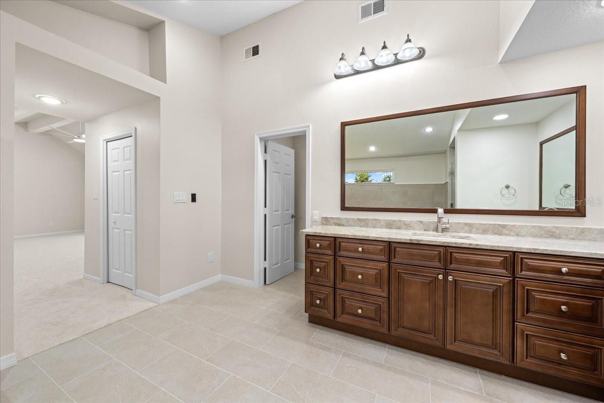 1701 ALLENS CREEK DR — photo 31