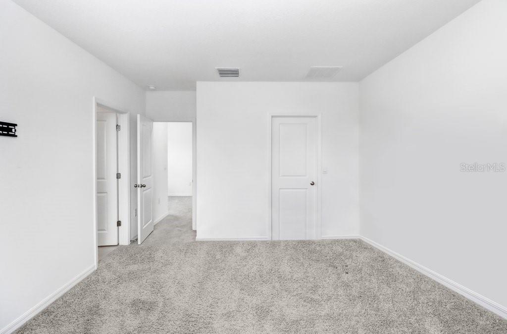 398 MANGROVE SHADE CIR — photo 13