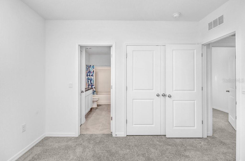 398 MANGROVE SHADE CIR — photo 23