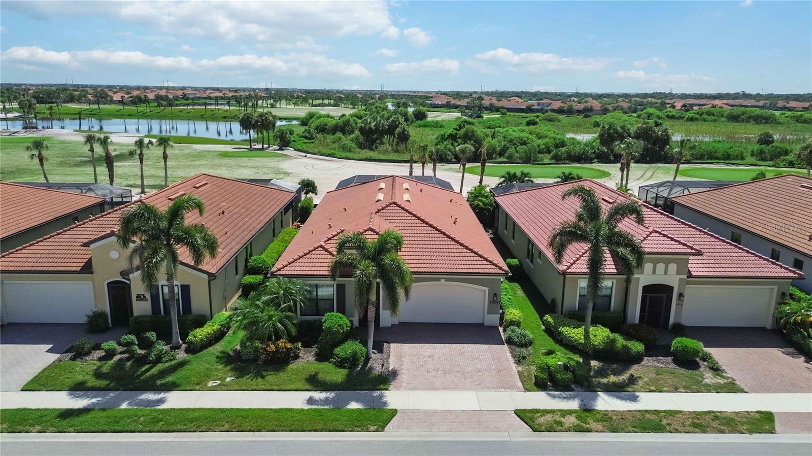 24232 GALLBERRY DR — photo 60