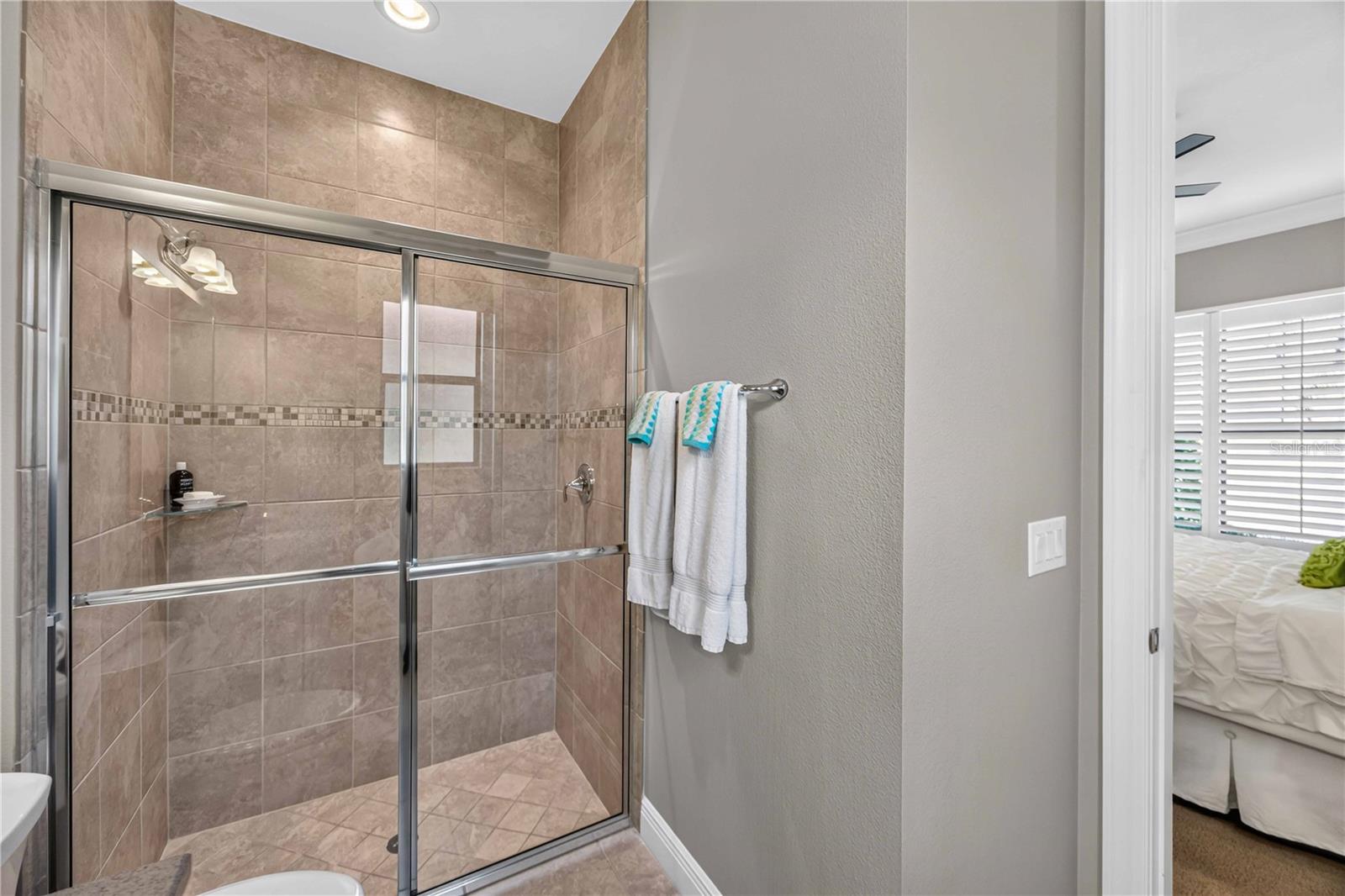 24232 GALLBERRY DR — photo 31