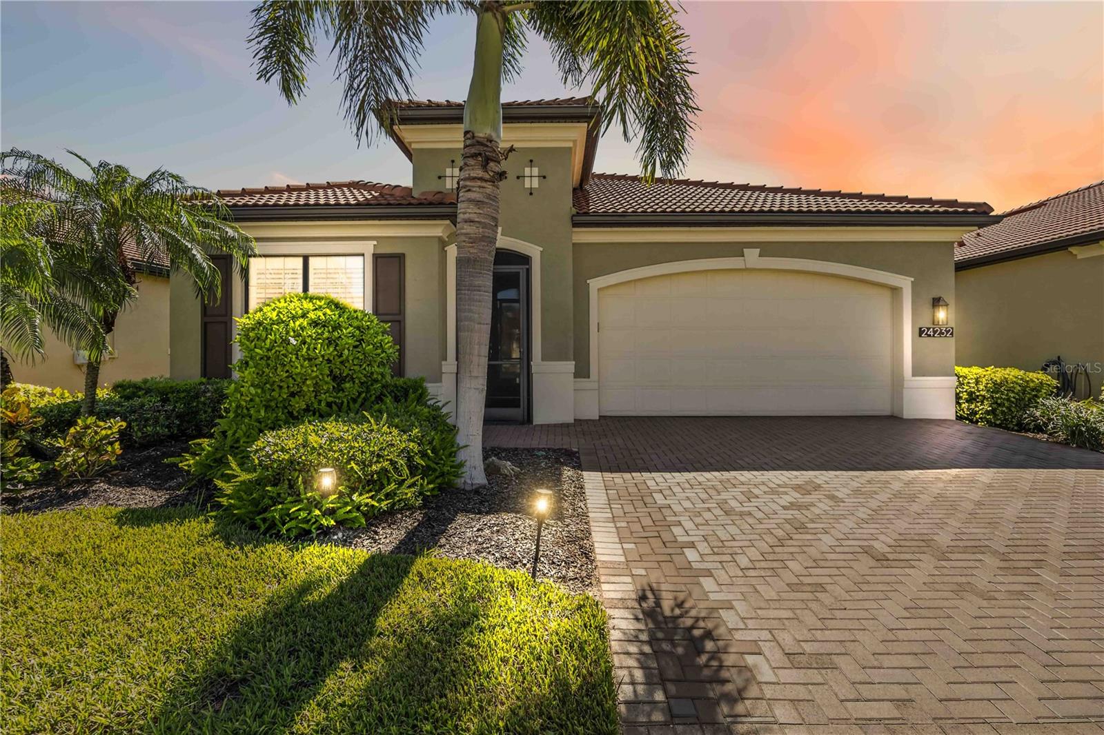 24232 GALLBERRY DR — photo 6