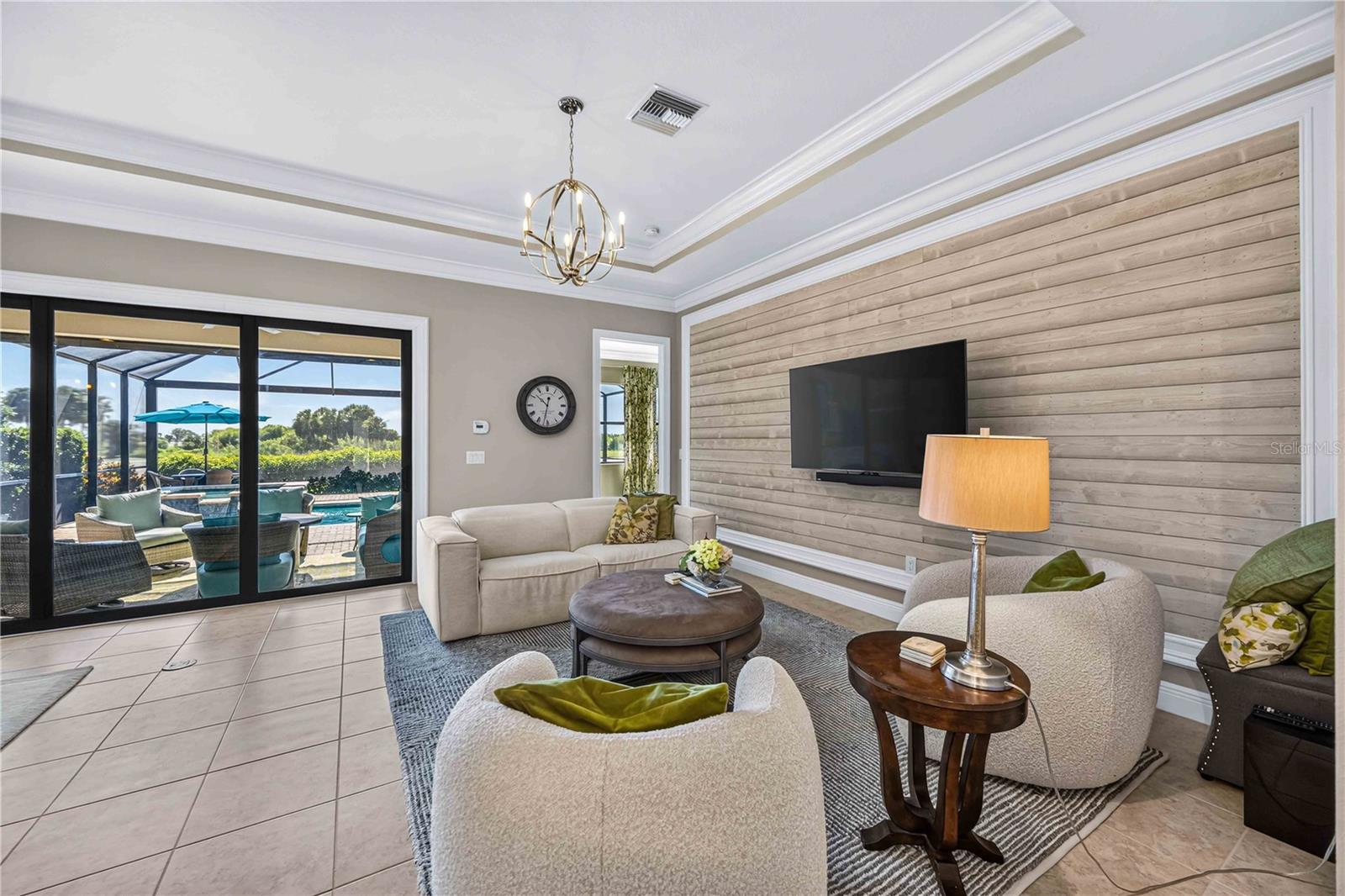 24232 GALLBERRY DR — photo 14