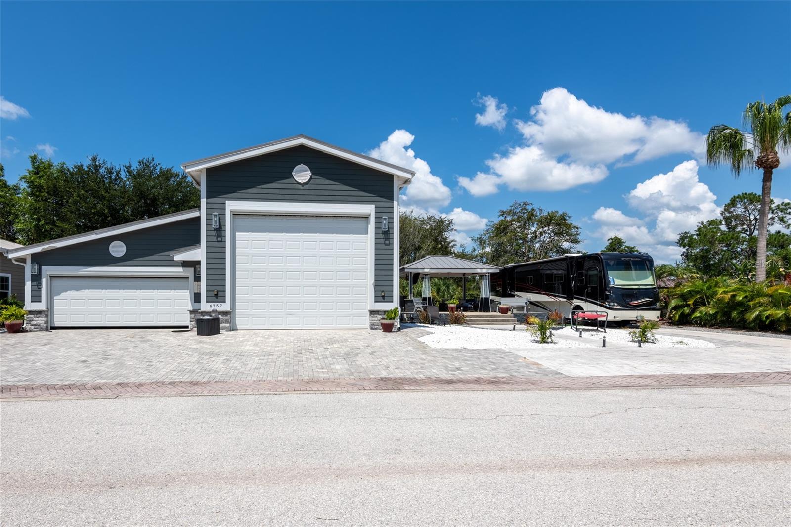 6757 AMANDA VISTA CIR — photo 29