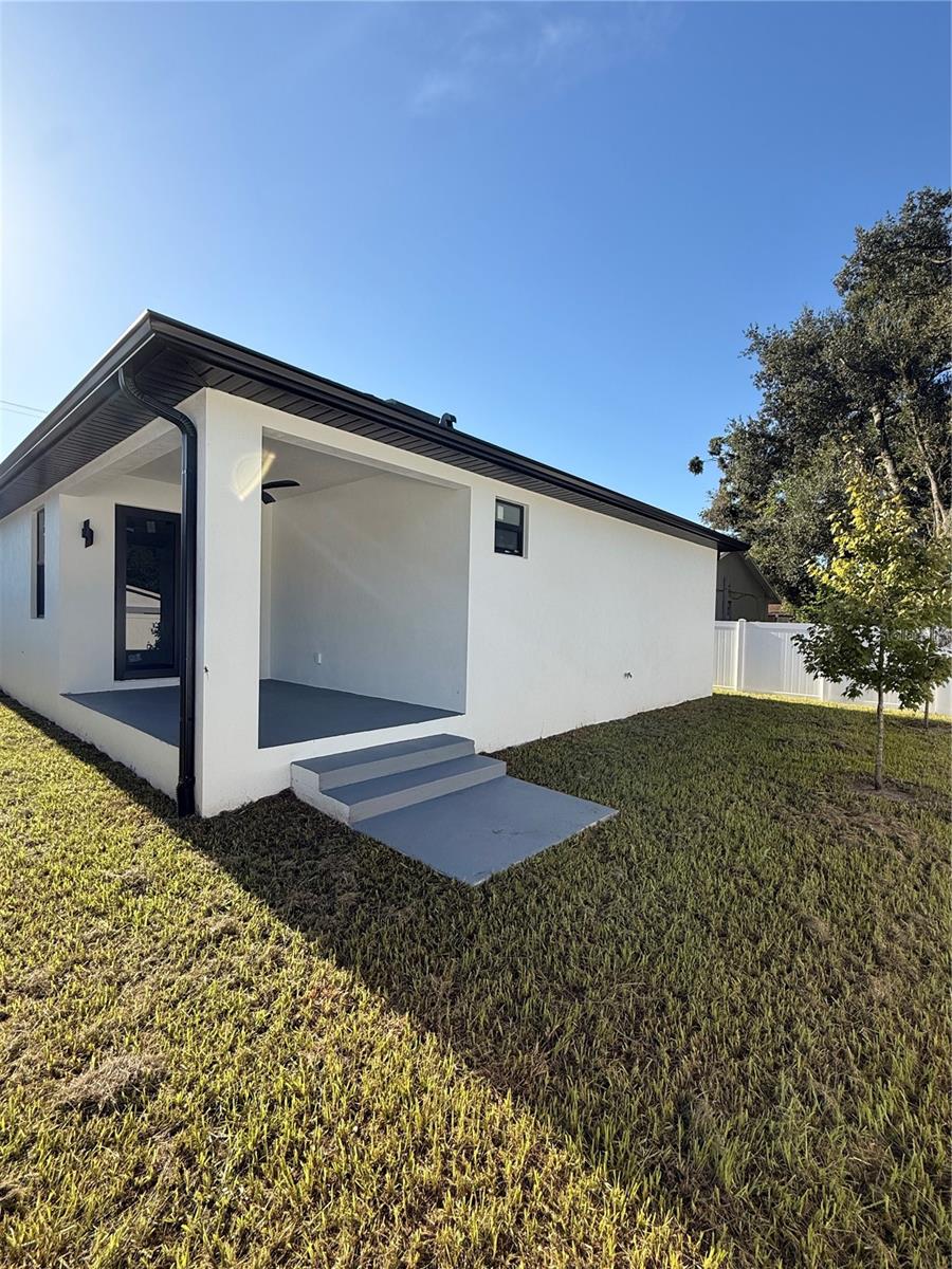 8208 N ELMER ST — photo 26