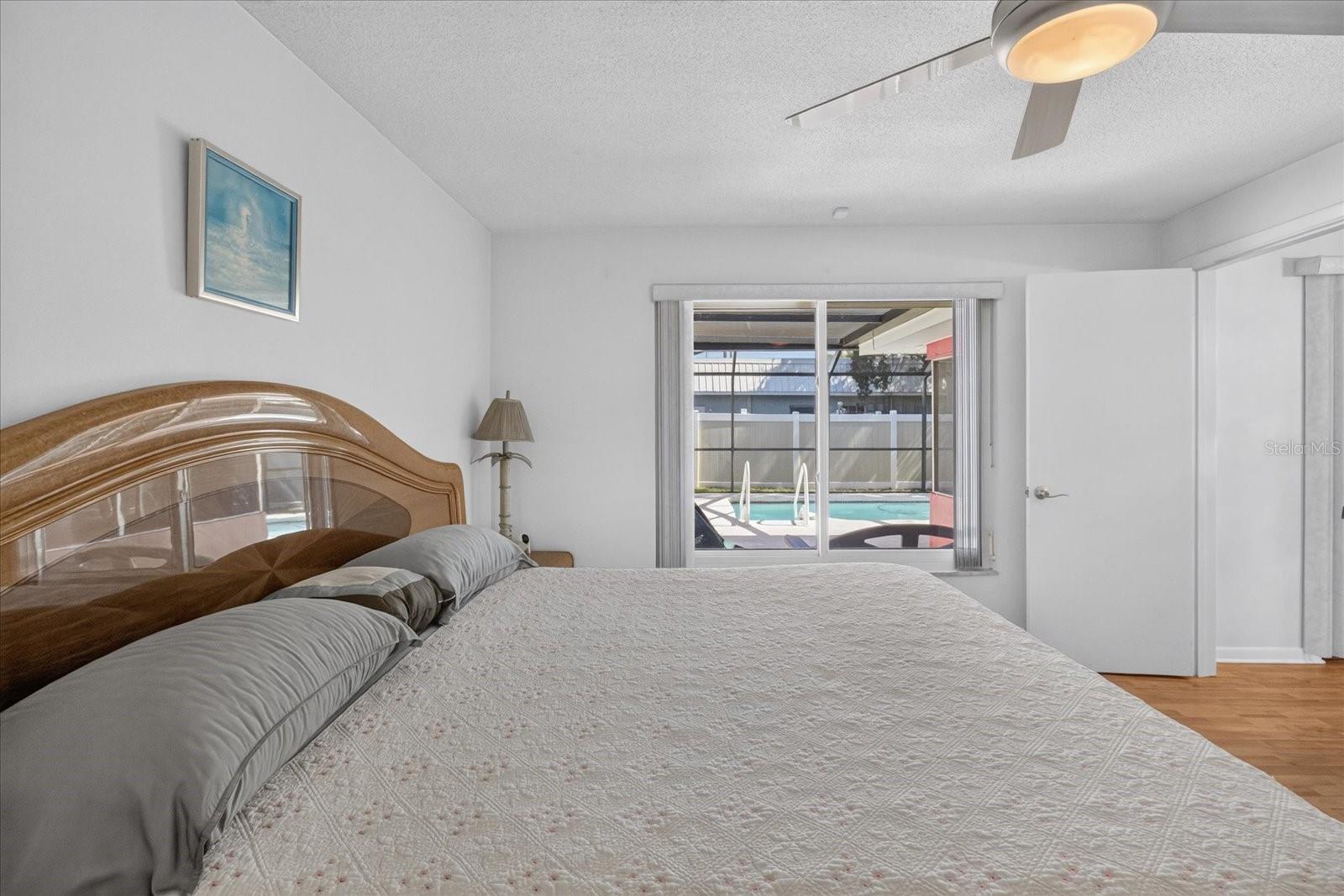 13497 OVAL DR E — photo 43