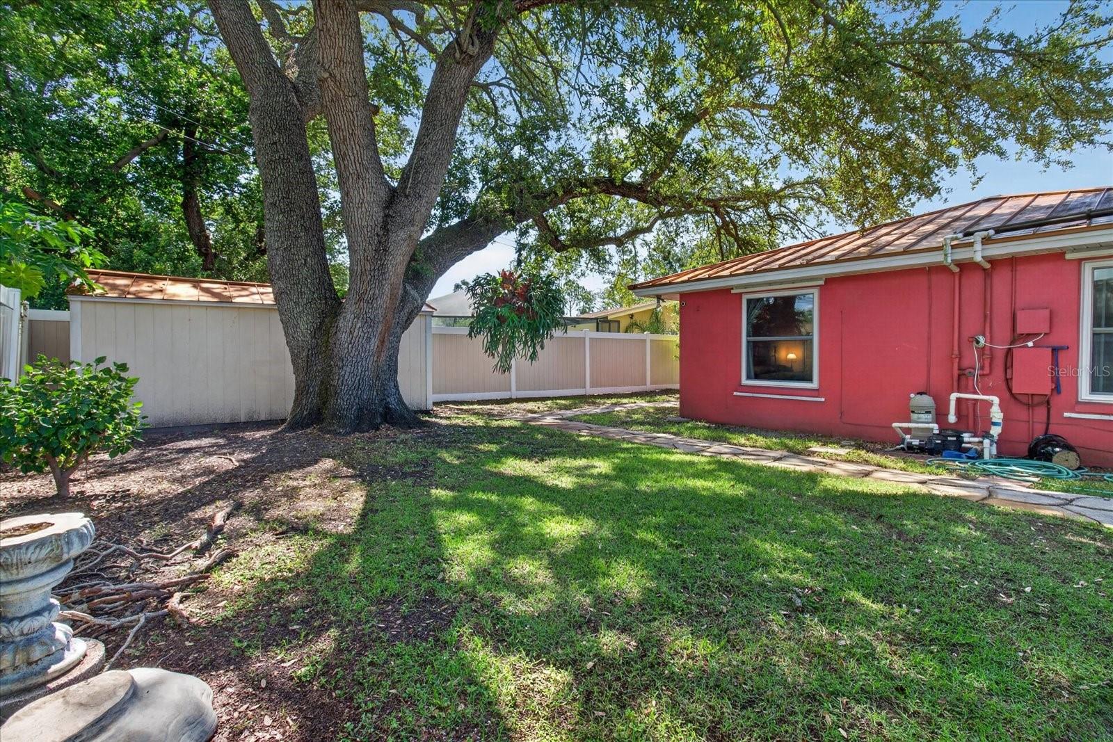 13497 OVAL DR E — photo 72