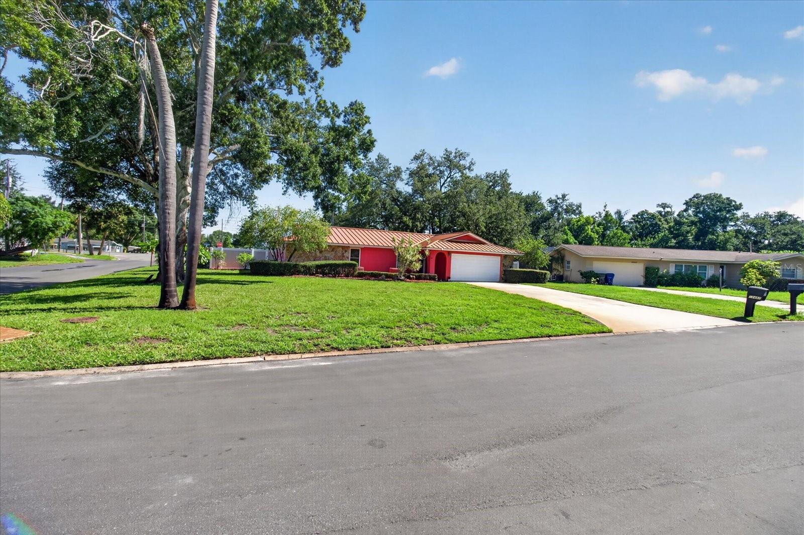 13497 OVAL DR E — photo 17